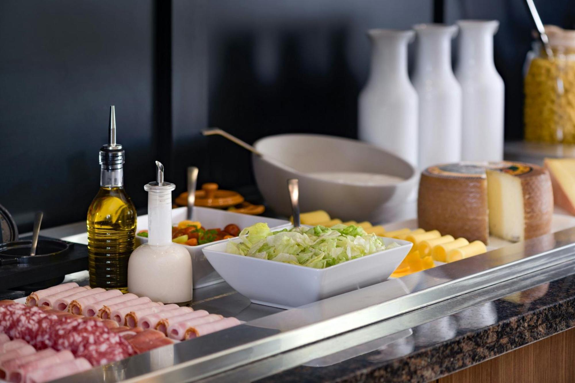 Ac Hotel By Marriott Saint-Julien-En-Genevois Ngoại thất bức ảnh